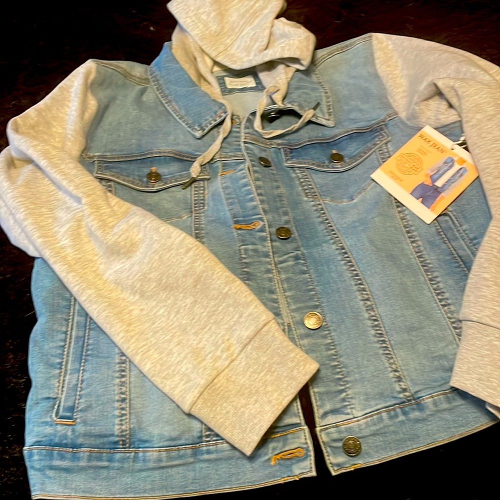 Denim hooded jacket